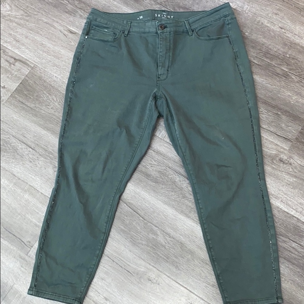 White House Black Market The Skinny Crop Jeans